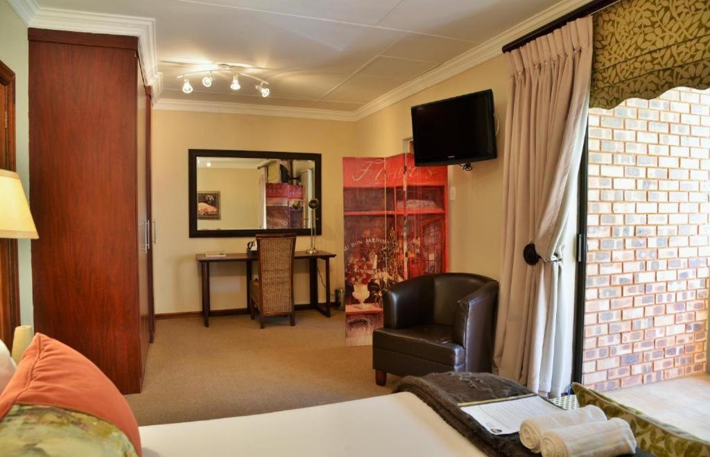Stirling Manor Boutique Guest House Hartbeespoort Exterior foto