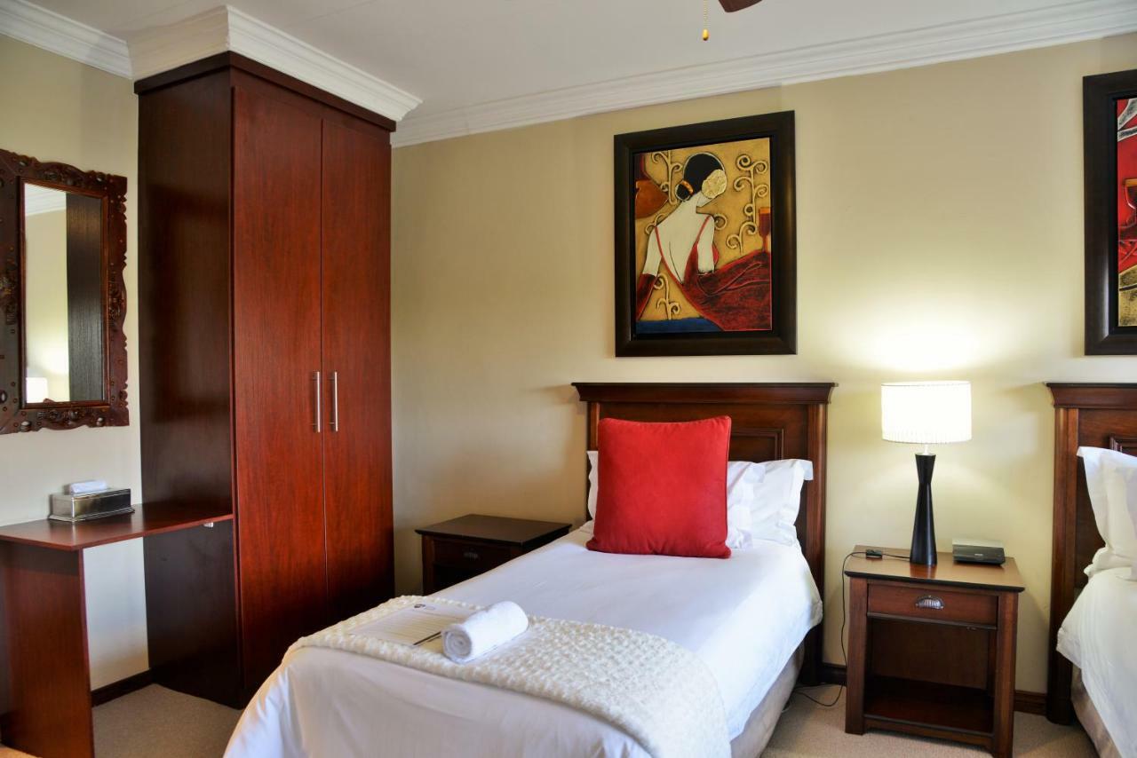 Stirling Manor Boutique Guest House Hartbeespoort Exterior foto